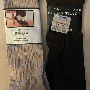2 Pairs of Trouser Socks Black and Cream